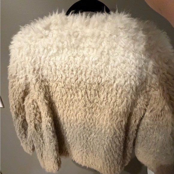 a.n.a Women's Cream Faux Fur Jacket - Picture 5 of 6